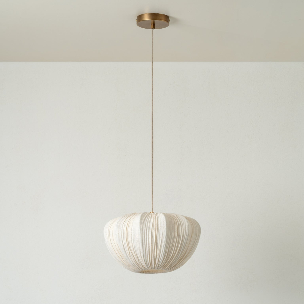 Lumi Iris Pendant Lamp