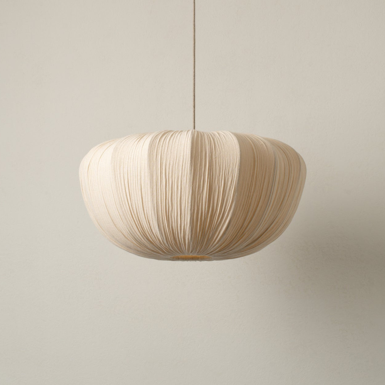 Lumi Iris Pendant Lamp